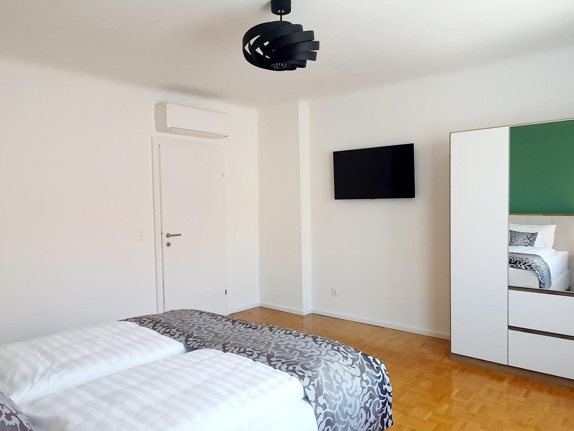 Zentrum 7 Moerbisch 莫比斯希安西 外观 照片